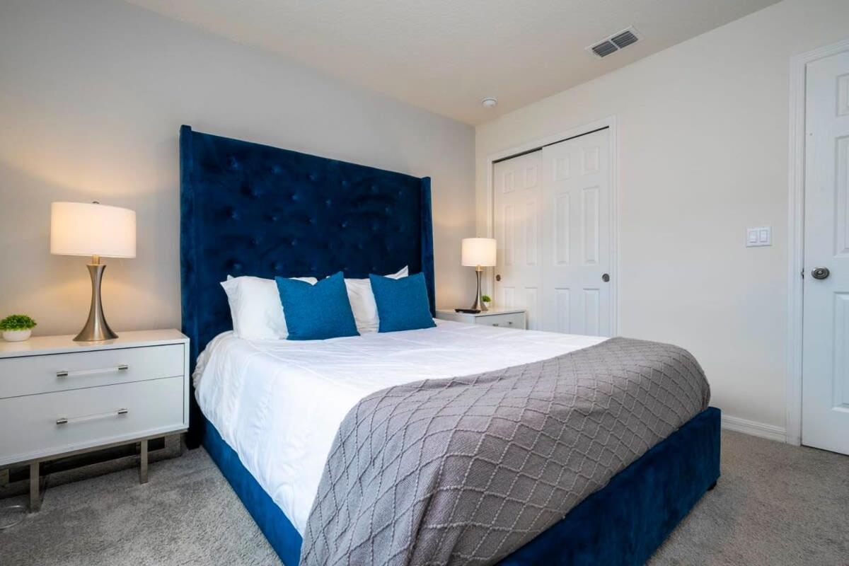 Ferienhaus Splendid 5bd W Pool At Solara 2154 Kissimmee